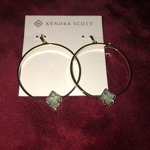 Brand new Elbert Hoop